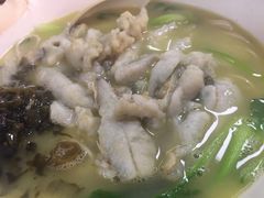 -明呈黄鱼面馆(斜土路店)