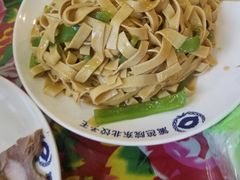 -篱笆院东北饺子王(欧阳路店)