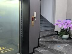 -丽辰酒店(深圳翻身地铁站店)