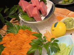 -山川小町·极番烧肉(新地假日广场店)