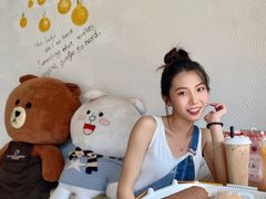 -顶东面包花园·生日蛋糕(世博店)