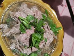 -谢老五跷脚牛肉·非遗传承店