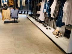 -ZARA(世贸天阶店)