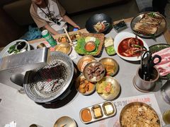 -草家酱蟹炭火烤肉店(珲春南路一店)