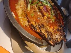 -鸣记脆皮烤鱼(三八广场店)