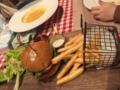 -自然食集西餐厅(泰晤士小镇店)