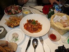 -LESCEDARS  Bistro香柏树(外滩店)