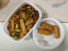 -稳湘湖南小馆(道尔泰生活广场店)