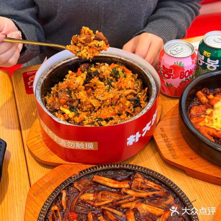 在繁华的天虹购物中心，我找到了心心念念的梦中