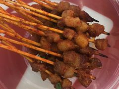 -鸿通城购物中心