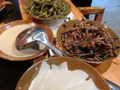 -锅来乐地锅鸡(安亭店)
