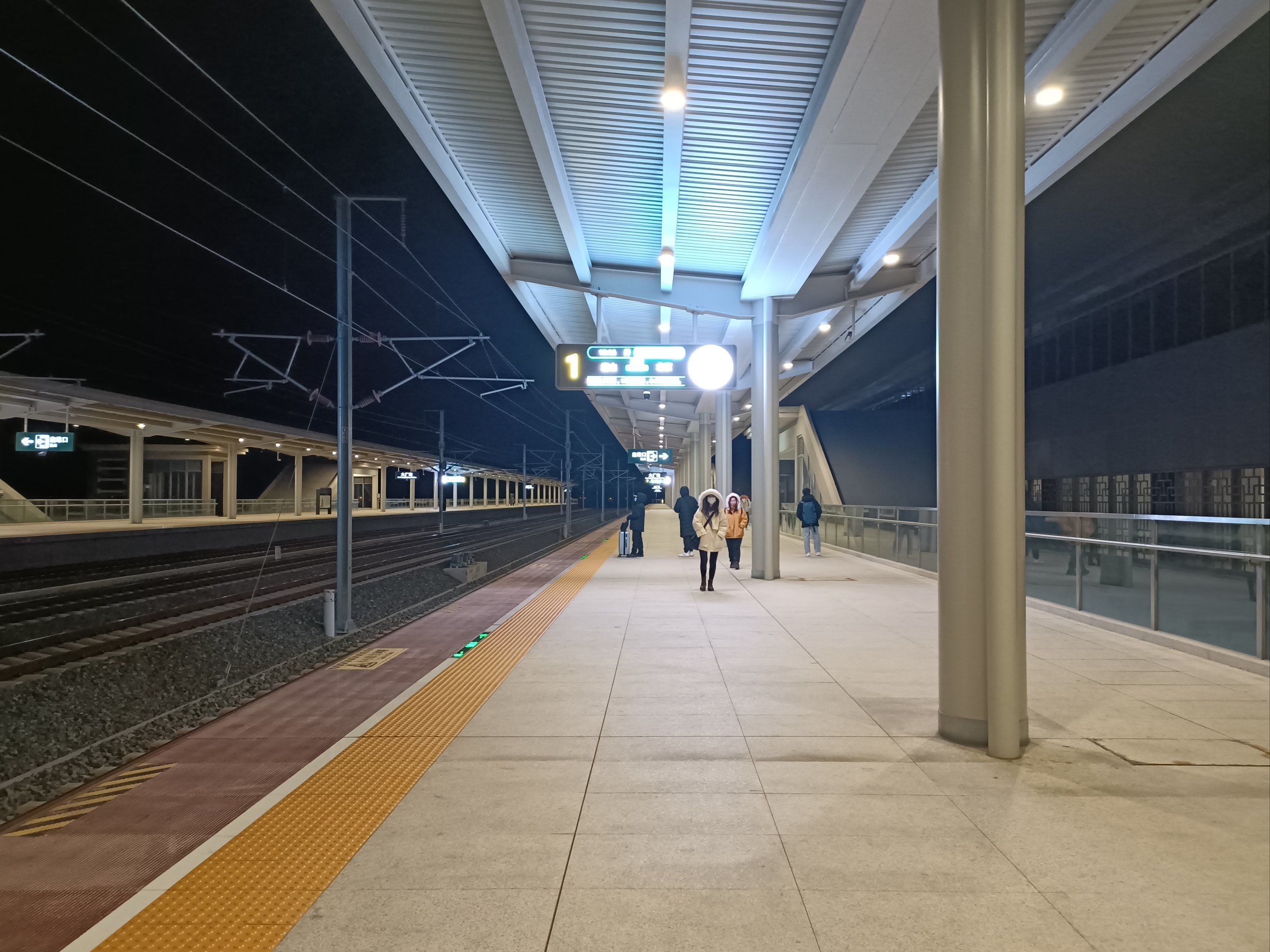 大厂动车火车🚆站,现在修的真好啊