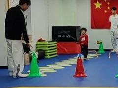 -adidas壹跆运动馆(世纪经贸大厦店)