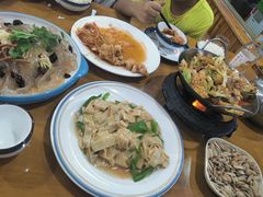-鹤乡东北菜(崮山路店)