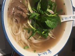 -美奈小馆·越南料理(中航城君尚购物中心店)