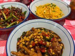 -荆九爷爆炒桥头三嫩(云南北路店)