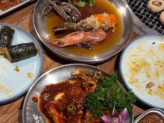 -明洞阿姨·韩式酱蟹烤肉·创意料理(三元桥店)