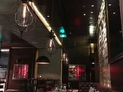 -恰餐厅及酒吧 CHAR Bar & Grill (北京丽都皇冠假日店)