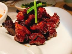-穹六人间 people 6(岳阳路店)