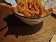 -JINNS锦时 steak&pizza(浸信会礼拜堂旧址店)