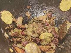 -万里闯关东铁锅炖菜馆(高新旗舰店)