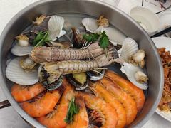 -品海楼·大连海胆锅贴馆(东港店)