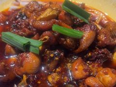 -野山舂·贵州现舂酸汤火锅(鸿通城店)