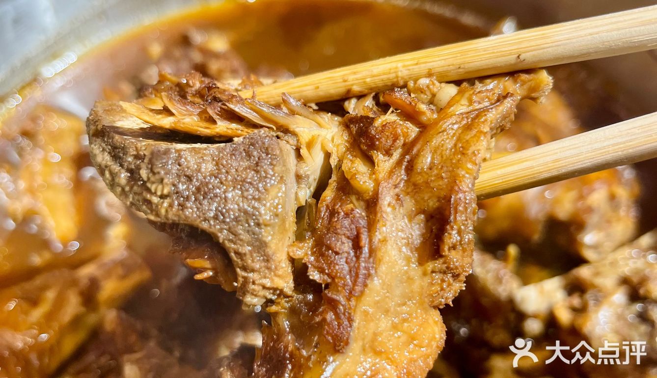 北京探店|可以吸骨髓的羊棒骨果然又香又滋补！  