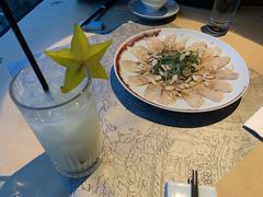 薄切鲜鱼片-穹六人间 people 6(岳阳路店)