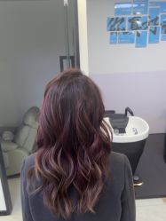-V7 HAIR SALON