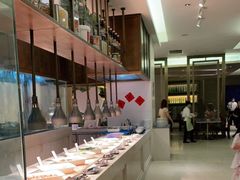 自助取餐区-海口绿发希尔顿酒店-田园汇自助餐·三文鱼·海鲜