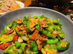 -老滇山寨•云南特色菜•地方菜•民族风情歌舞表演(金碧店)