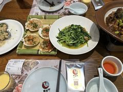 -黄泥岗·地道湖北菜(奥特莱斯店)