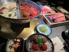 -湊湊火锅·茶憩(新中关购物中心店)
