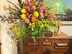 -Cuc Gach Quan Restaurant