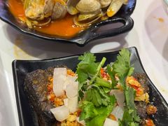 -何记花甲(海岸城旗舰店)