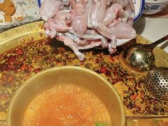 -哥老官重庆美蛙鱼头(日月光店)