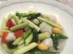 -品悦酒店(三林古镇店)