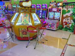 -汤姆熊欢乐世界(滨江店)