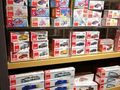 -九木杂物社(新奥购物中心店)