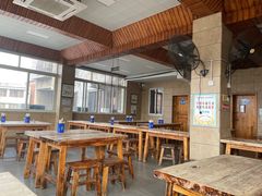 大堂-西环肥仔螺蛳粉(总店)