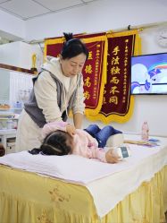 -季群小儿推拿(圣克拉店)
