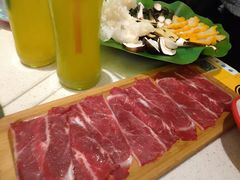 -钢管厂五区小郡肝串串香火锅(梅川路店)