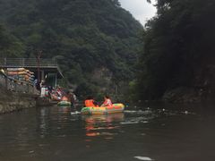 -藏龙百瀑漂流