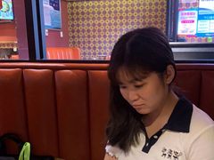 卡座-鸣记脆皮烤鱼·海鲜烤鱼(亿合城店)
