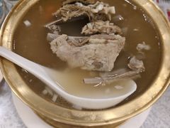 -汗腾格里·风味餐厅(新疆驻京办店)