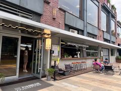 -三勾JJJ Burger&Coffee(梅溪湖店)
