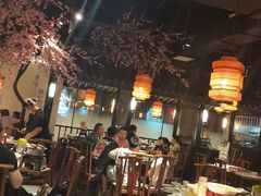 大堂-卢大鲜鱼头捞饭(美利广场店)