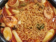 -贵宾庄炸酱面·韩式料理(高区店)