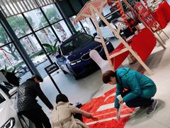 -宁波宝信宝马4S店(江北日湖店)